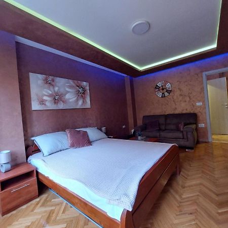 Cuca Apartments Belgrado Exterior foto